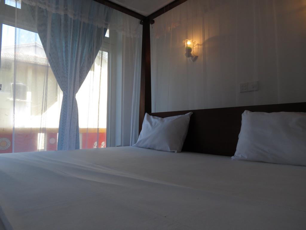 Why Not Guest House Hikkaduwa Szoba fotó